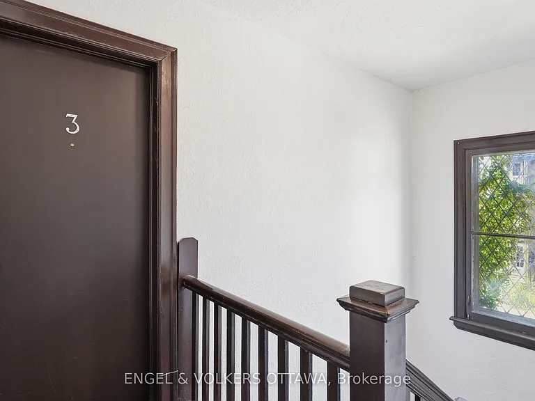 99 Charlotte St #3 — Photo 17