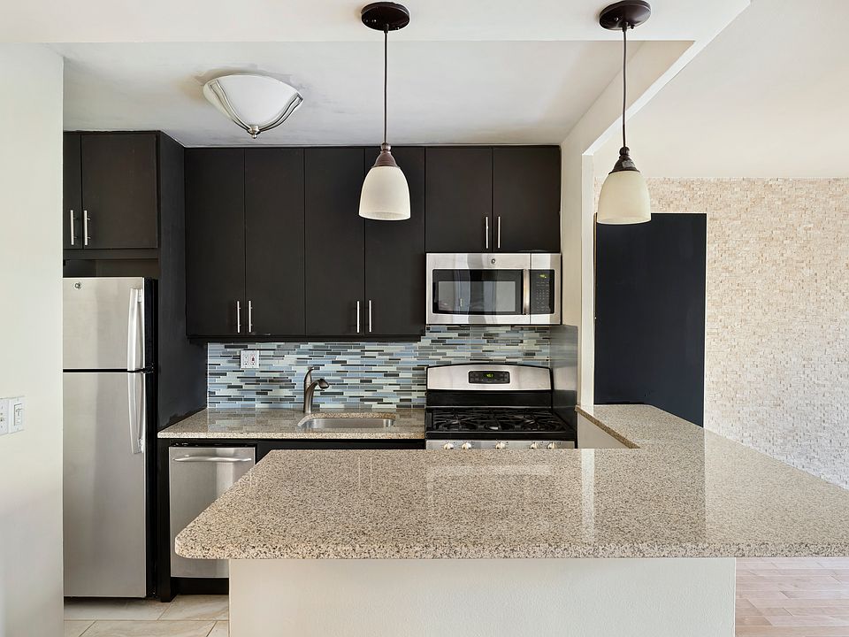 1st image of 300 E 33rd St APT 1F