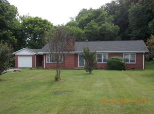 104 S Cherry St, Wilkesboro, NC 28697