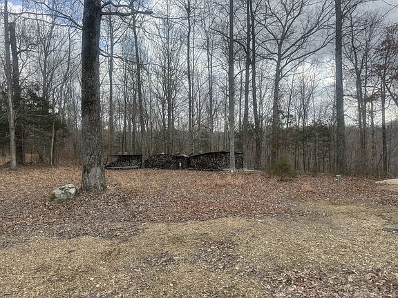 4th image of 323 Graham Rd