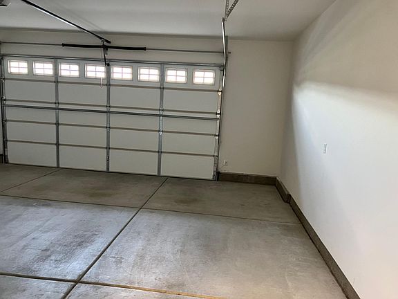 Garage Area