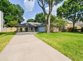 8326 Sparkling Springs Dr, Houston, TX 77095