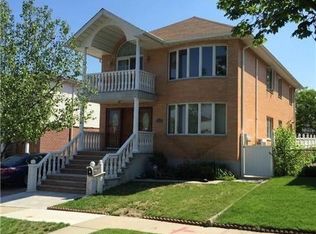6939 225th St, Bayside, NY 11364