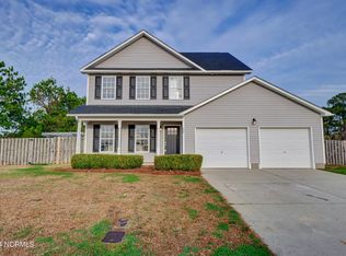 104 Croaker Ln, Maysville, NC 28555