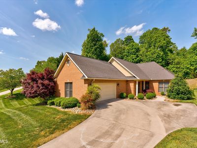 230 Valley View Dr, Lenoir City, TN, 37772