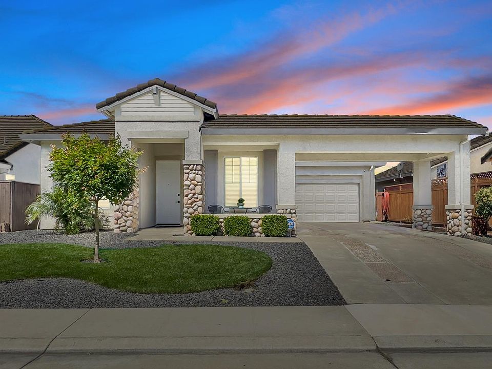 1st image of 2032 Bastona Dr
