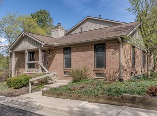 2174 Spruceway Ln, Ann Arbor, MI 48103