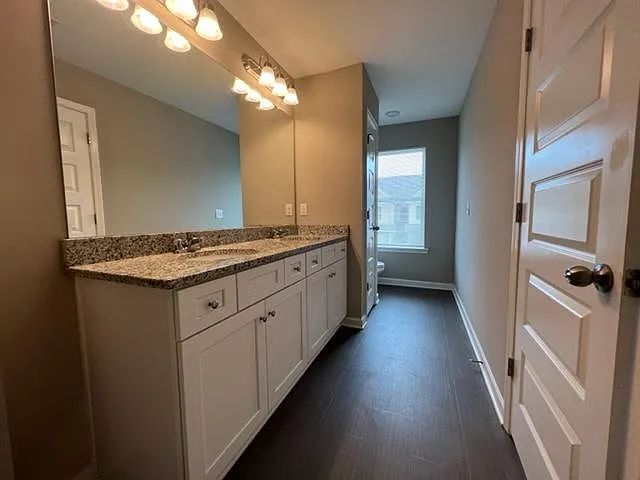 110 Squarewood Ln — Photo 16