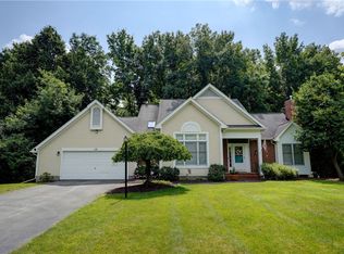 113 Churchview Ln, Pittsford, NY 14534