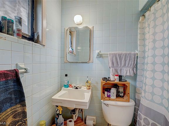 5th image of 5076-5078 Birdsong Ln