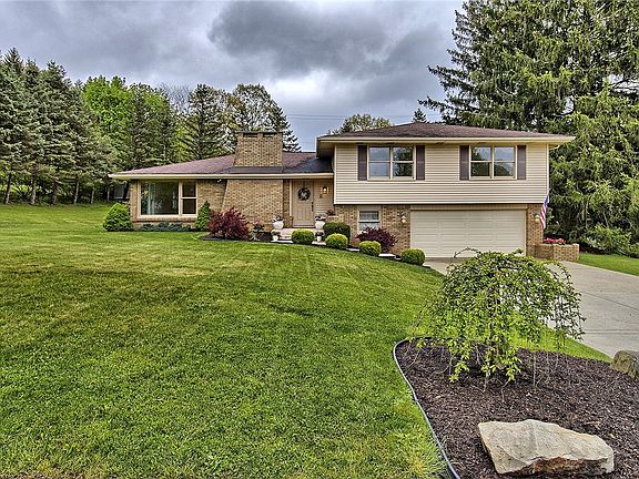2nd image of 400 Pleasant Dr