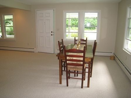 Dining Area & Front Door