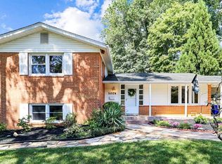 1014 Robroy Dr, Silver Spring, MD 20903