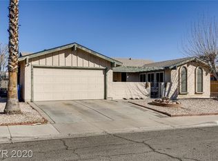 4690 La Fonda Dr, Las Vegas, NV 89121