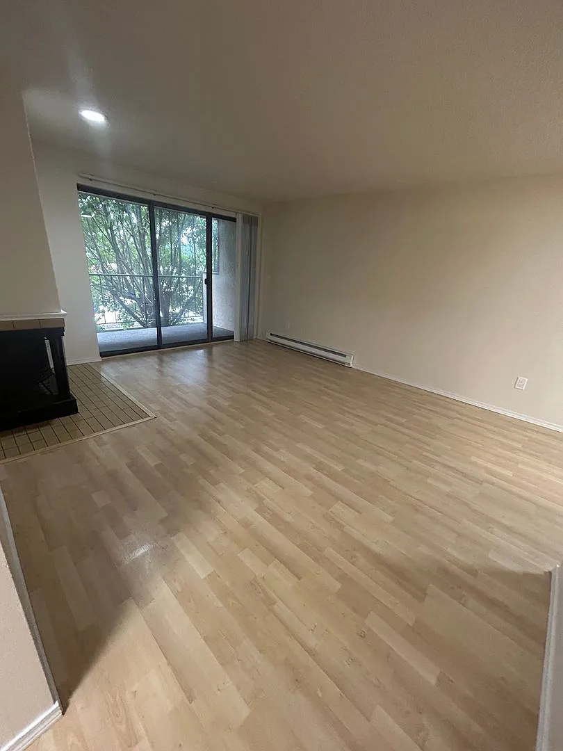 Cresswell Apartments — Photo 4