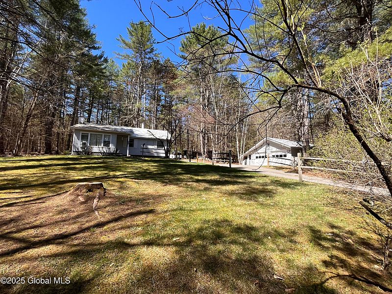 3rd image of 347 Landon Hill Road