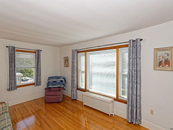 5th image of 29 Shannon Ave