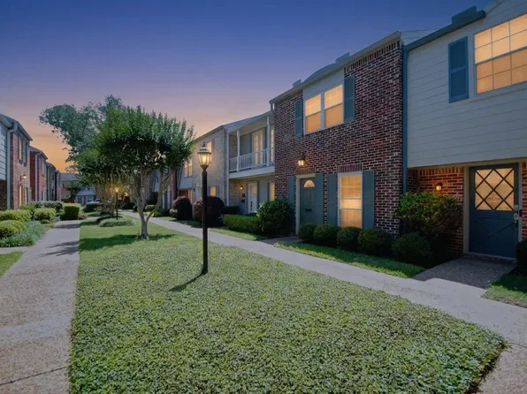 12739 Huntingwick Dr #151, Houston, TX 77024