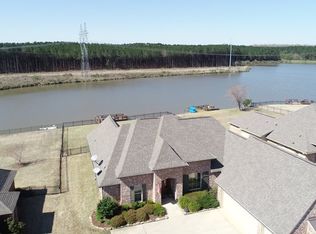 118 Mullherrin Dr, Madison, MS 39110