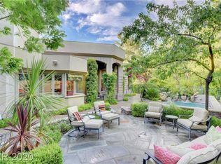 9201 White Tail Dr, Las Vegas, NV 89134