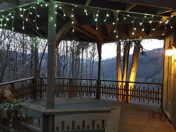 The deck itself