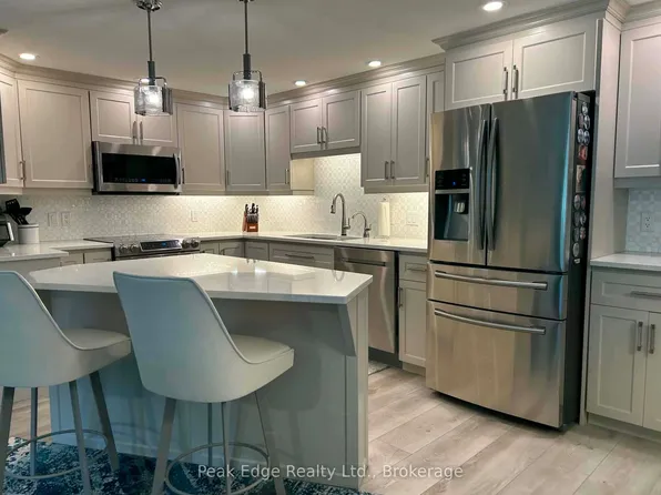 125 William St N #208, Brockton, ON N0G 2V0