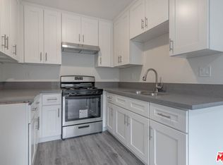 14642 Delano St #5A, Van Nuys, CA 91411