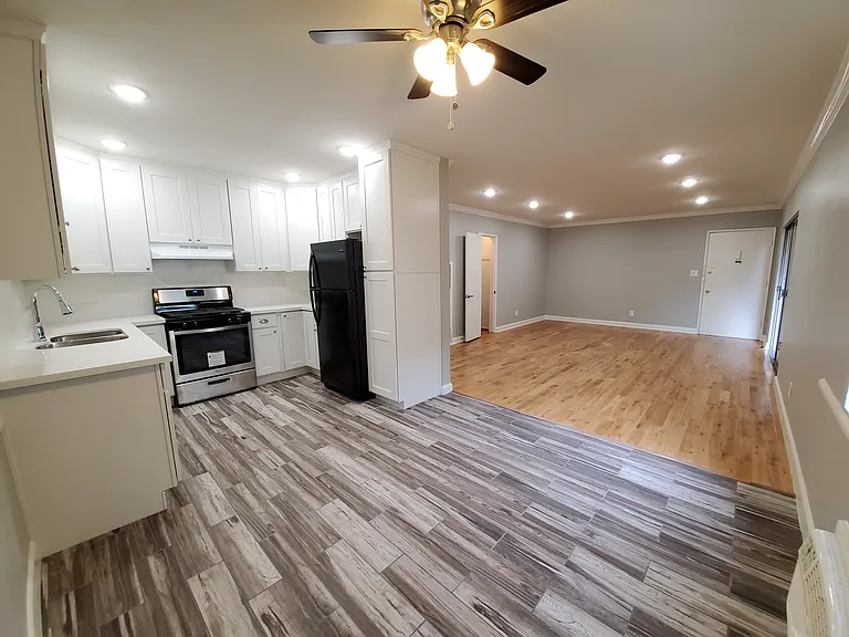 1326 N Citrus Ave #2 — Photo 2