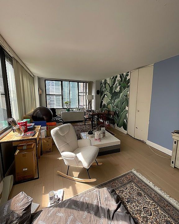 2nd image of 301 E 45th St APT 12B