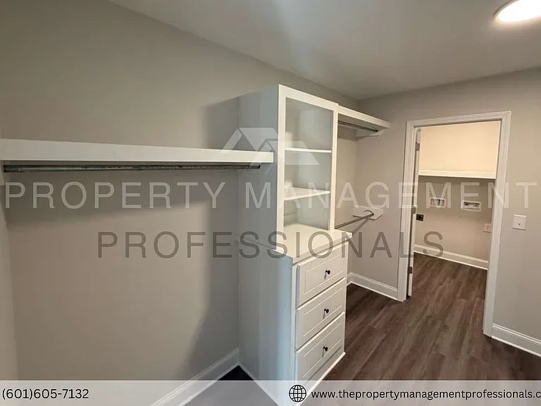 571 Patrick Farms Dr — Photo 25