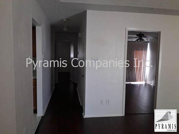 5th image of 5640 Stream Valley Unit 23