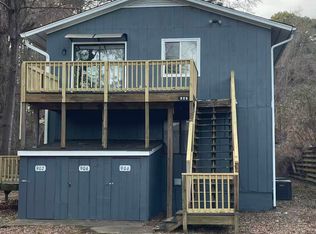 906 W Chatham St #906, Cary, NC 27511