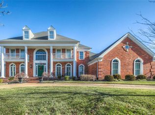 948 Kingscove Ct, Chesterfield, MO 63017
