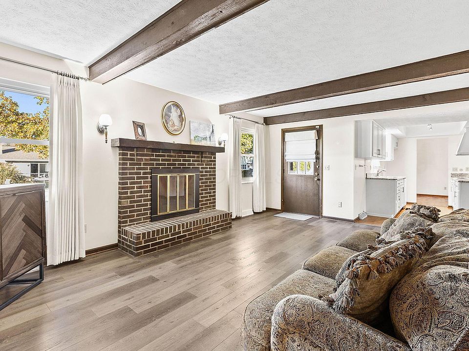 1st image of 3104 Palomar Ave