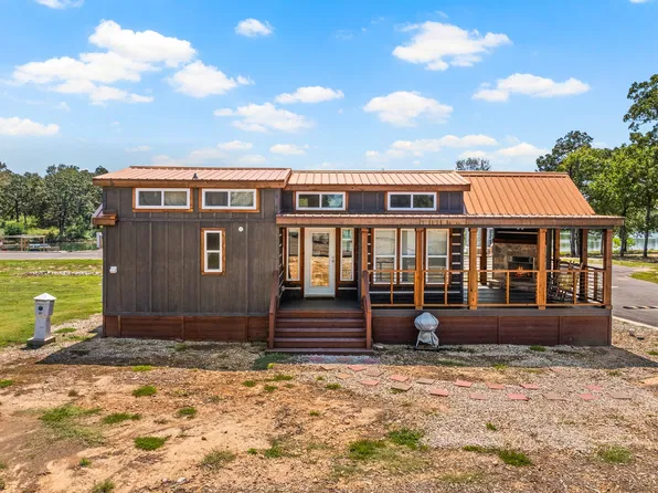 50 County Road 3227 Unit 91, Mount Pleasant, TX 75455