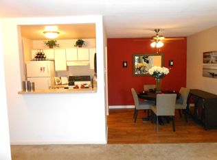 15765 Goddard Rd APT 108, Southgate, MI 48195