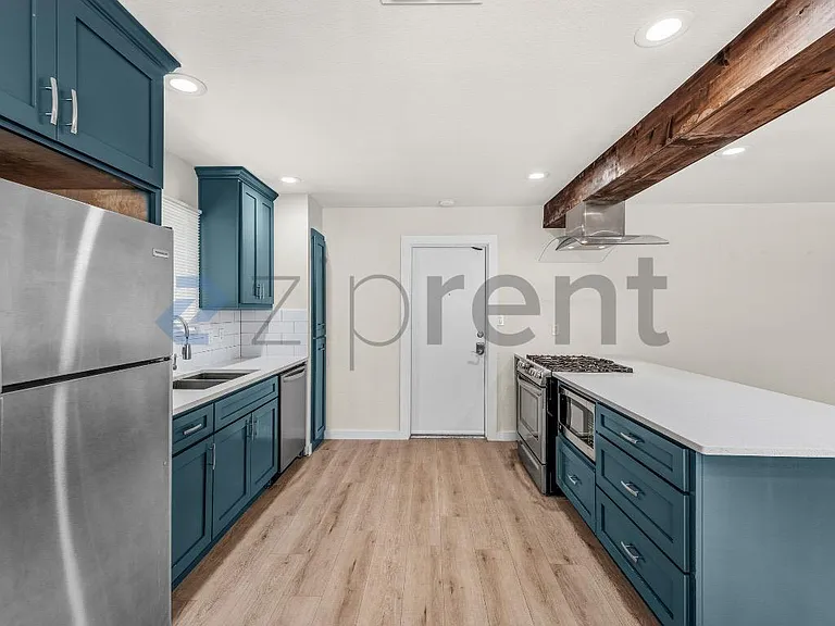 11216 Henge Dr — Photo 8