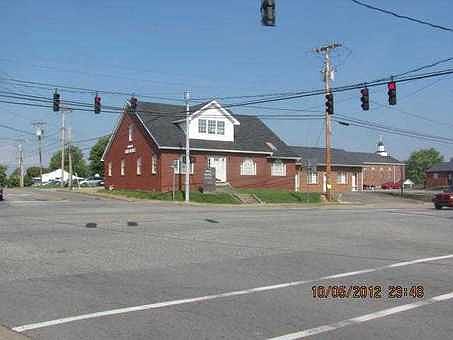 2nd image of 1813 Argillite Rd
