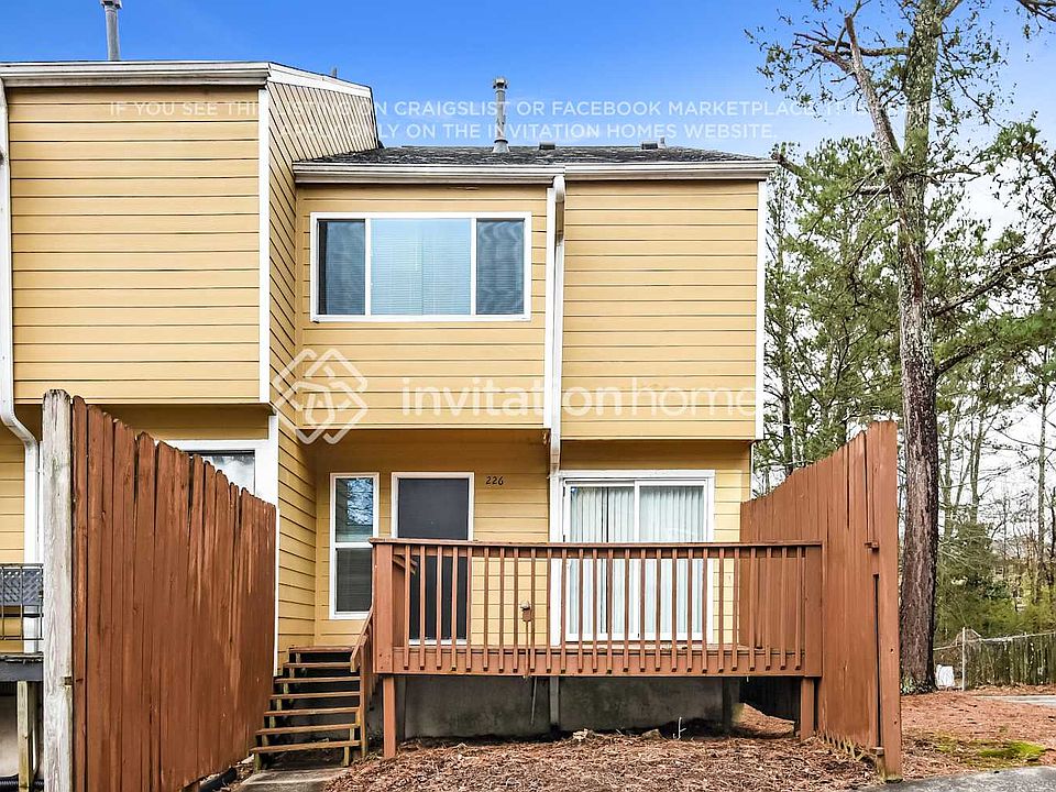 1st image of 226 Yuba Walk