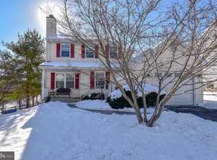 1104 Maine Cir, Downingtown, PA 19335