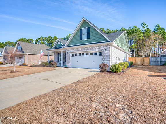 3rd image of 197 Emberwood Drive