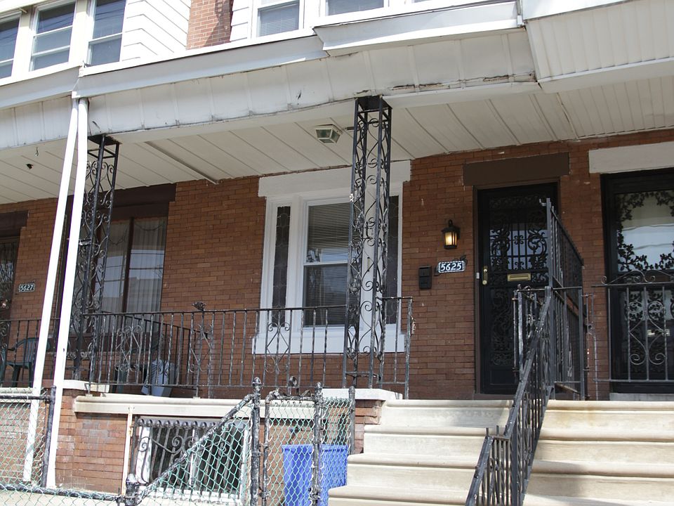 2nd image of 5625 Larchwood Ave