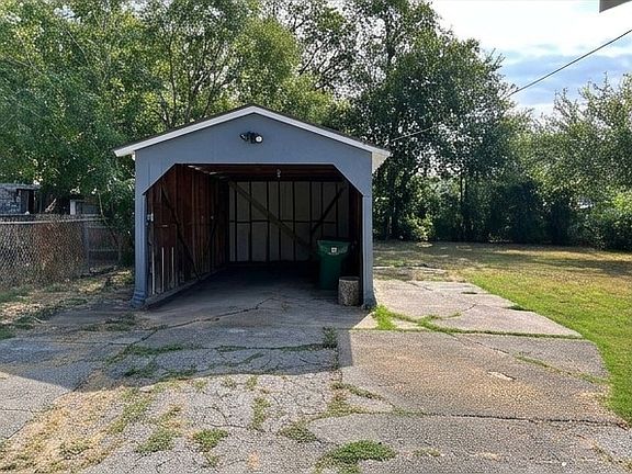 Carport