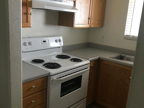 5th image of 2391 E 6895 S APT 20