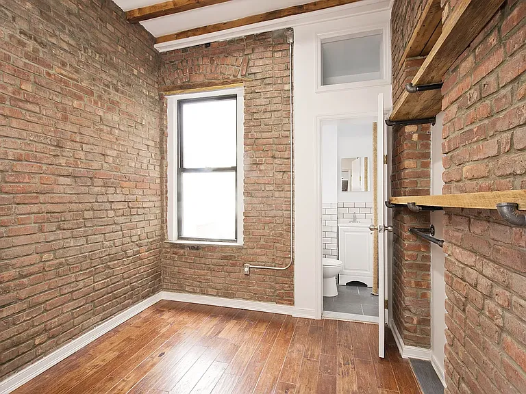 28 Forsyth St #18 — Photo 5