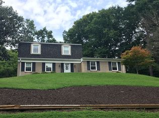 1418 Whittle Ct, Martinsville, VA 24112
