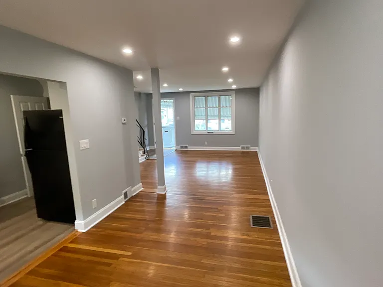 4712 Lansing St — Photo 19