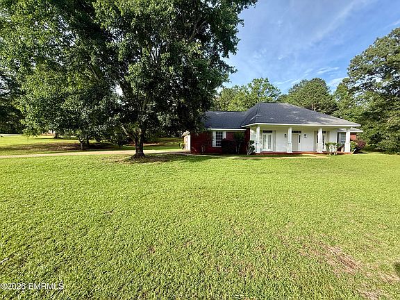 3rd image of 6068 Woodland Ridge Rd