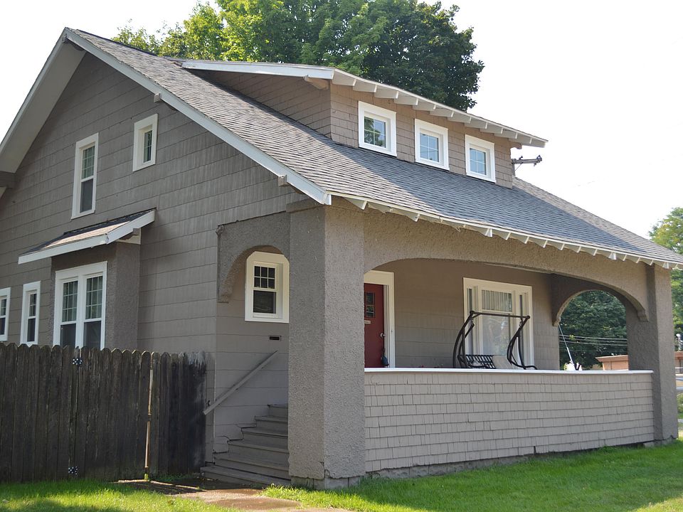 1st image of 788 Pipestone St