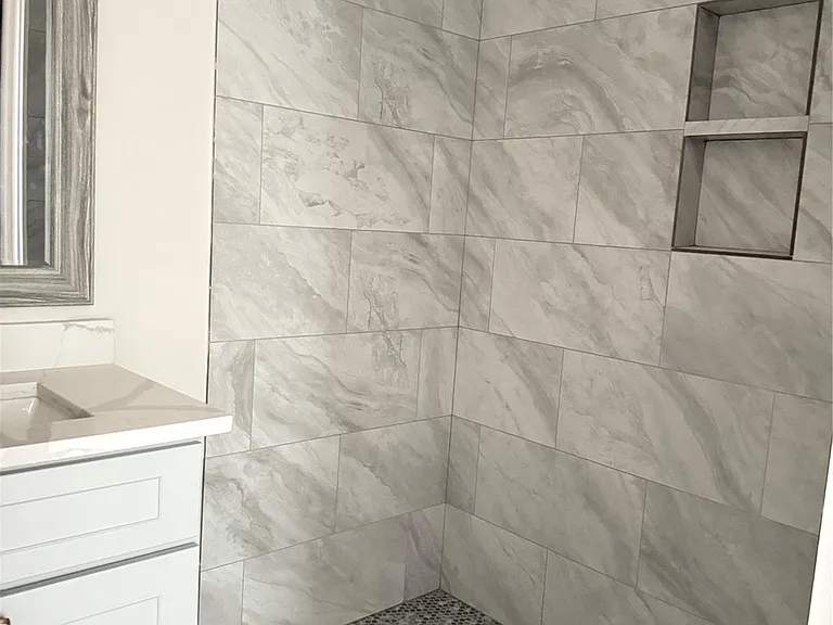 5924 Honeysuckle Dr — Photo 17